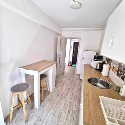 Location d’un appartement confortable de 2 pièces avec cuisine séparée dans le quartier Chiajna, secteur 6, Bucarest, Roumanie